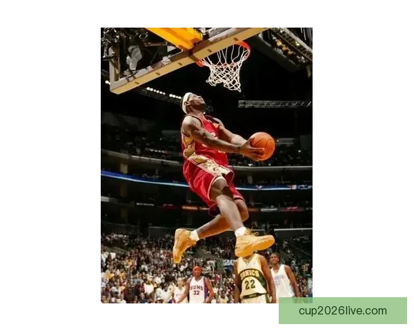 詹姆斯全新签名曝光皇冠元素首次融入细节设计解析